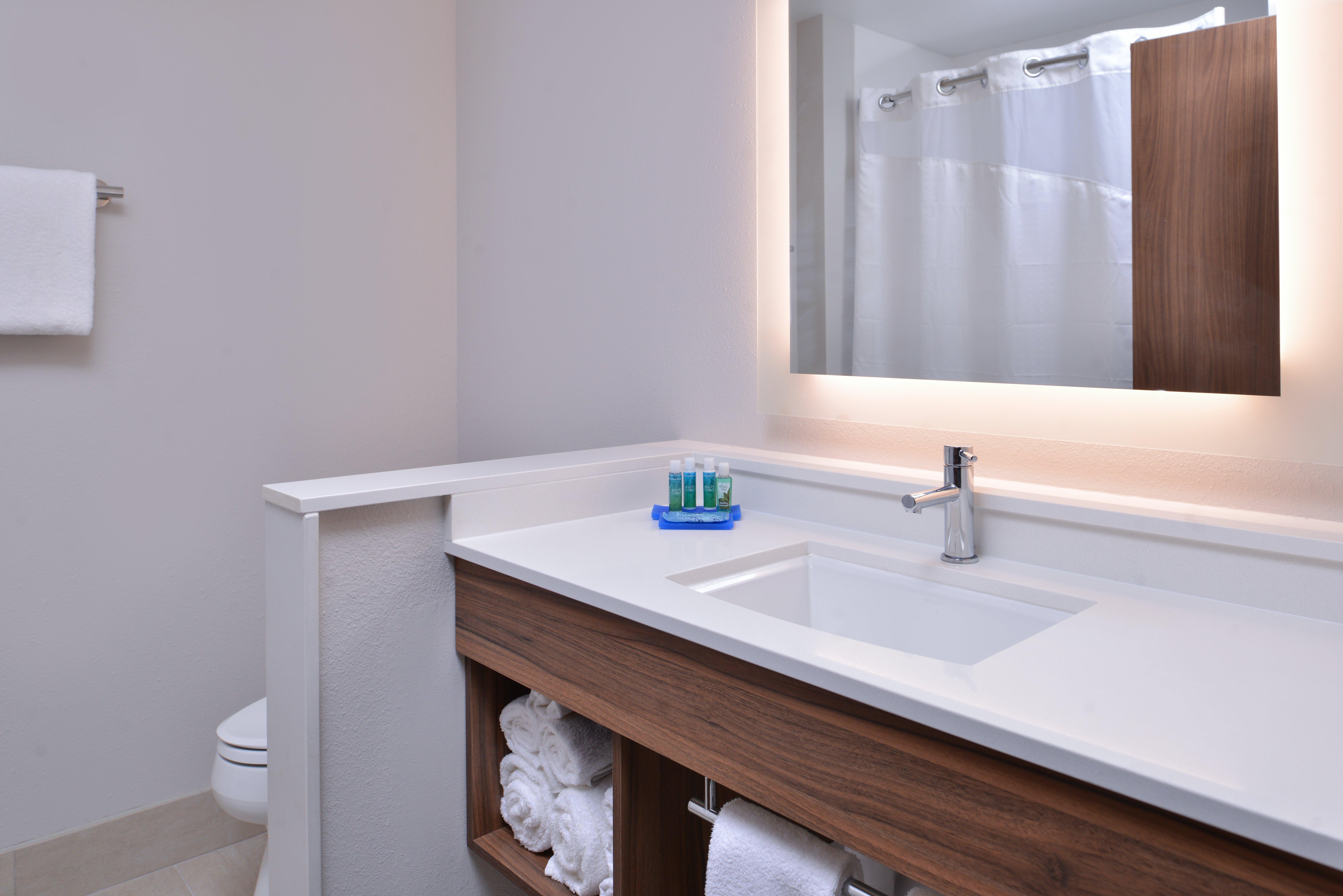 Holiday Inn Express & Suites - Marshalltown By Ihg Екстер'єр фото
