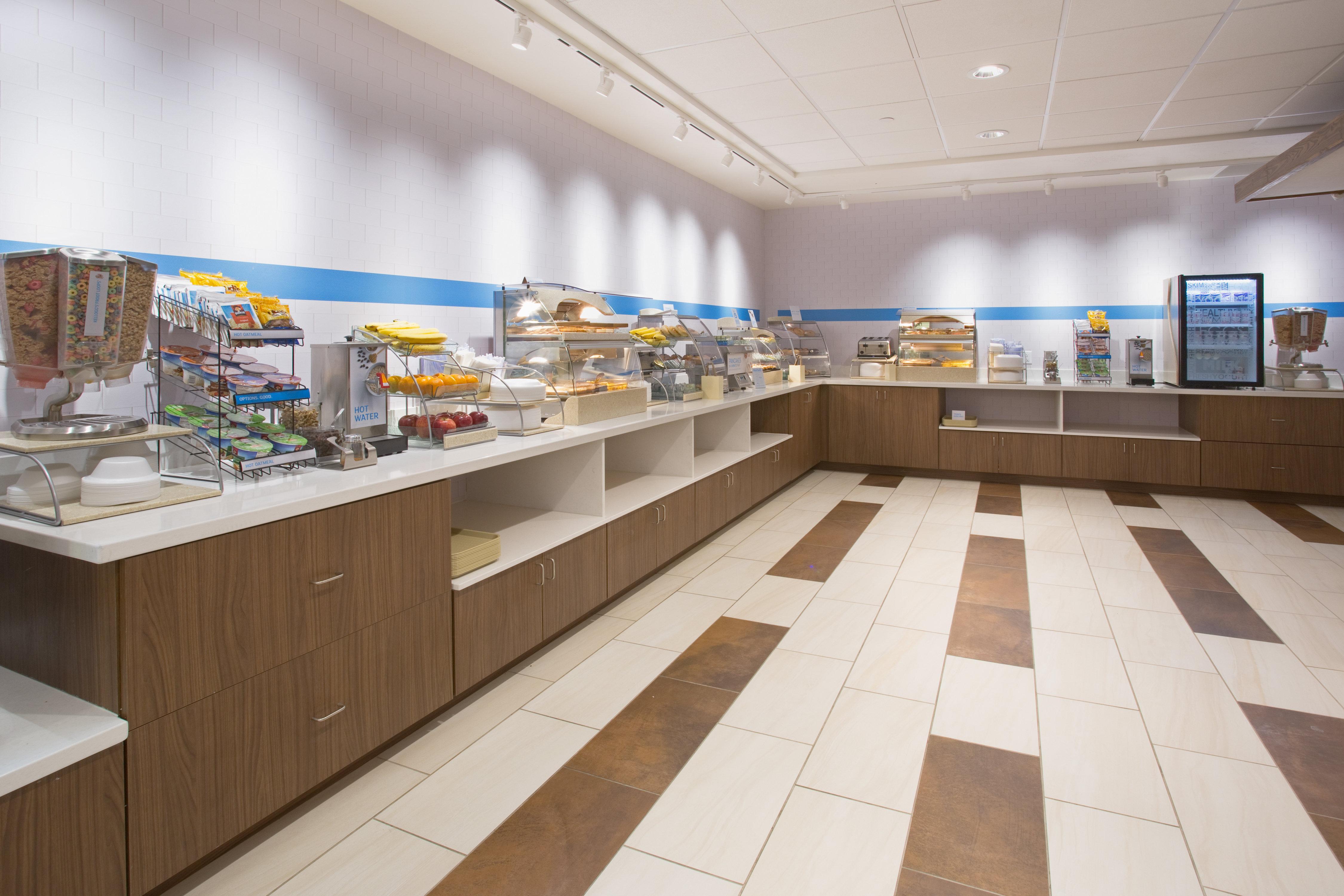 Holiday Inn Express & Suites - Marshalltown By Ihg Екстер'єр фото
