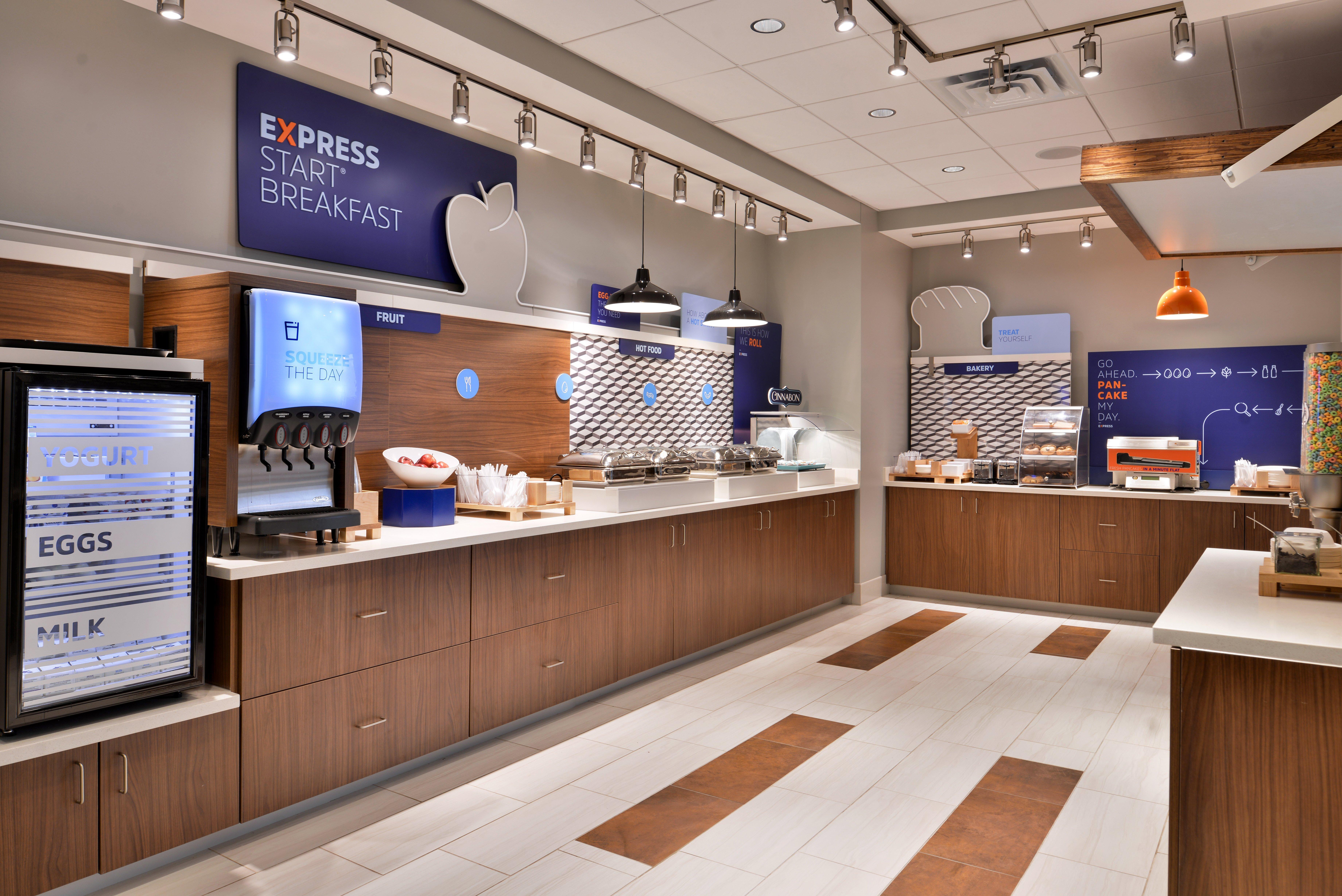 Holiday Inn Express & Suites - Marshalltown By Ihg Екстер'єр фото